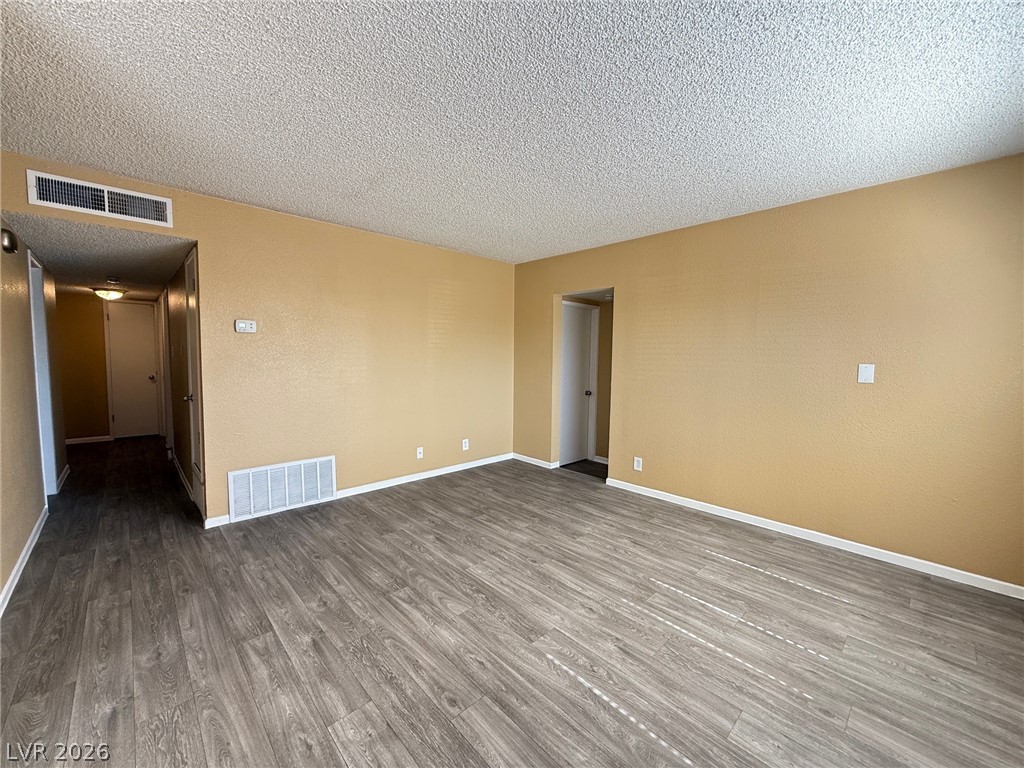 6220 Bourbon Way Property Photo 7