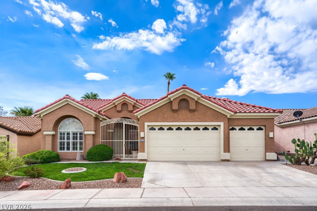 8641 Crest Hill Avenue Property Photo
