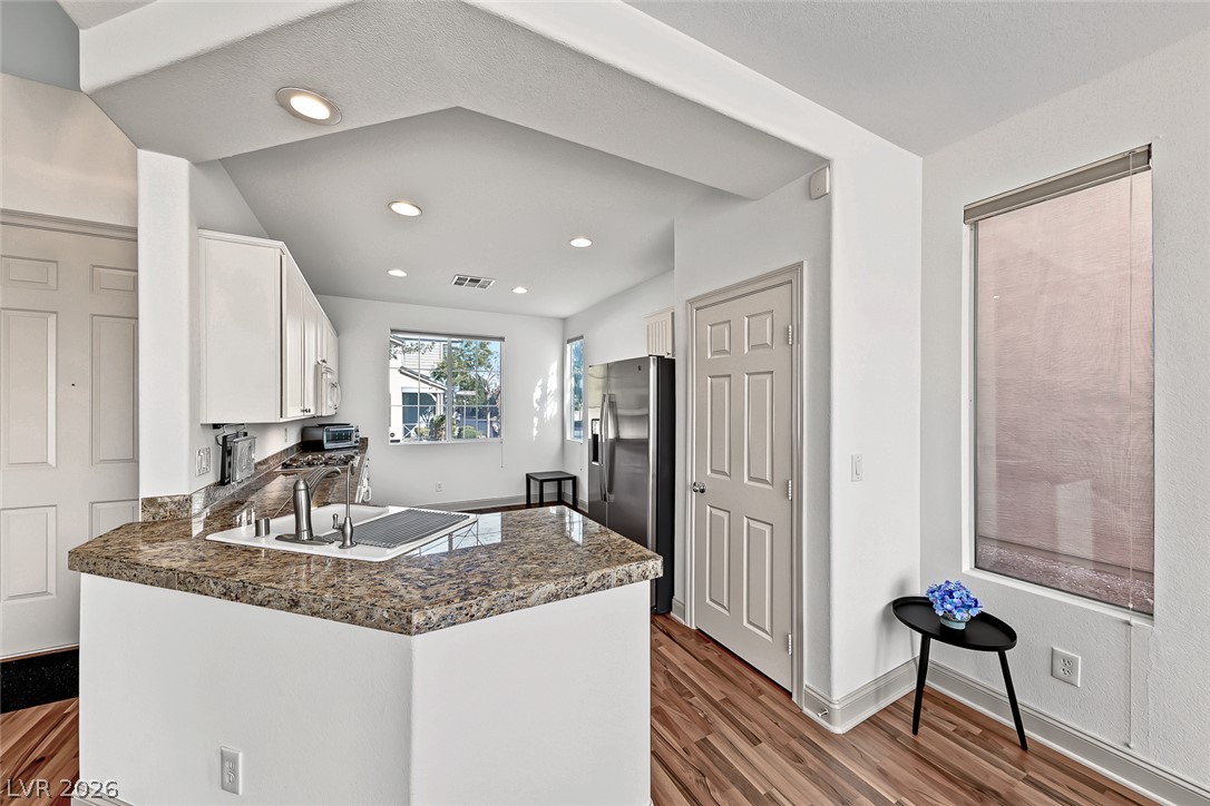 5611 Aurora Crest Avenue Property Photo 14