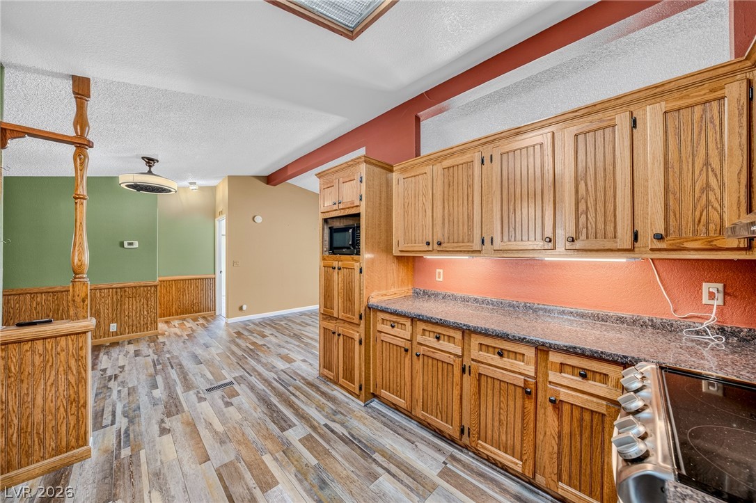 860 Dixieland Street Property Photo 17