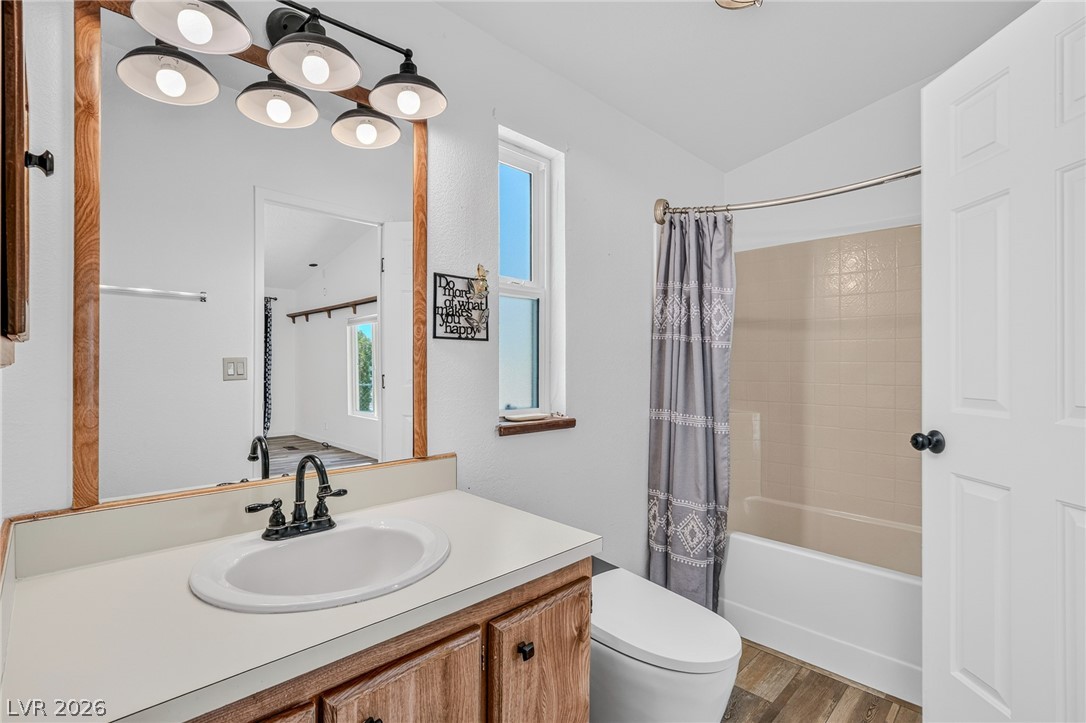 860 Dixieland Street Property Photo 27