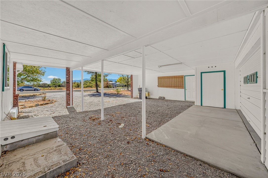 860 Dixieland Street Property Photo 40