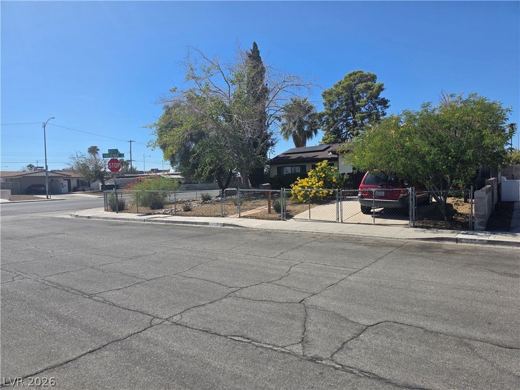 5289 Reeder Circle Property Photo 2