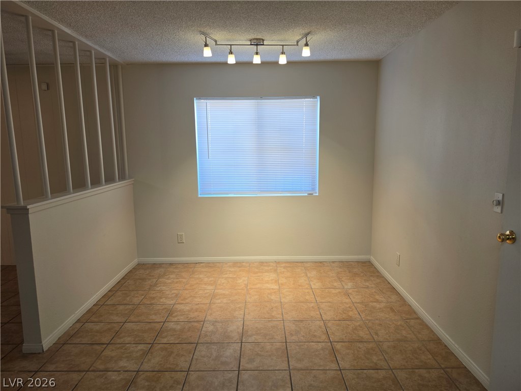 5289 Reeder Circle Property Photo 8