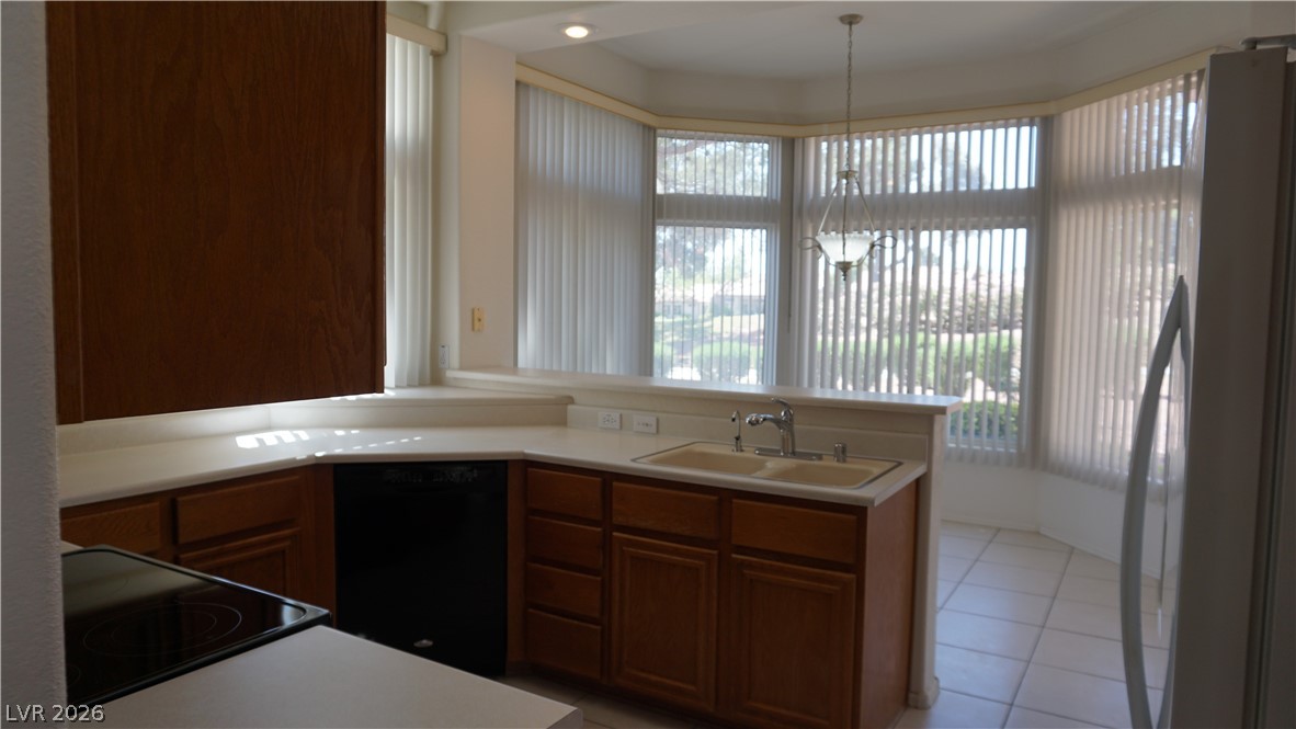 9341 Villa Ridge Drive Property Photo 11