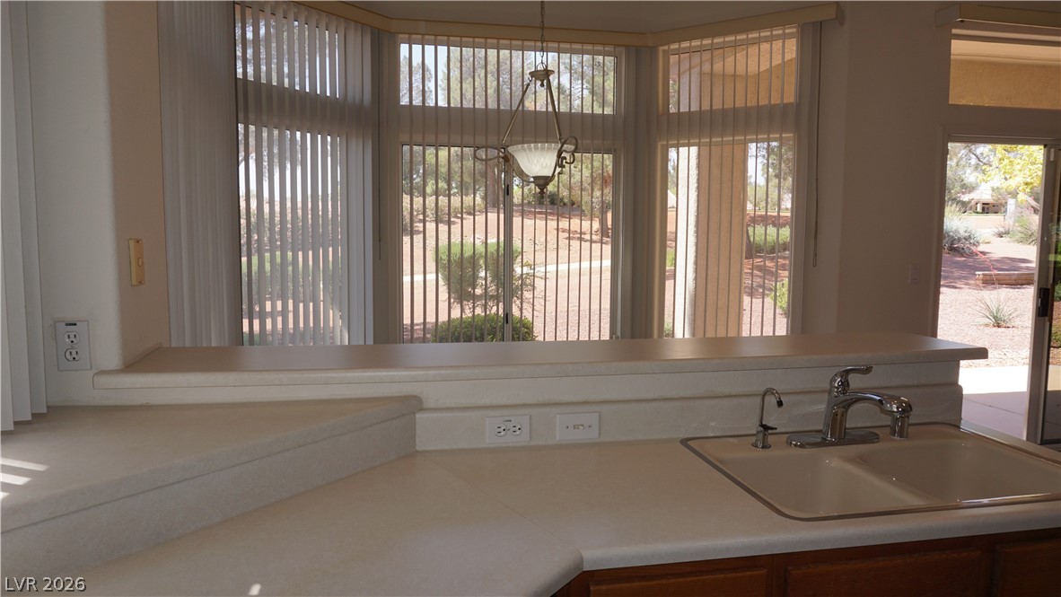 9341 Villa Ridge Drive Property Photo 14