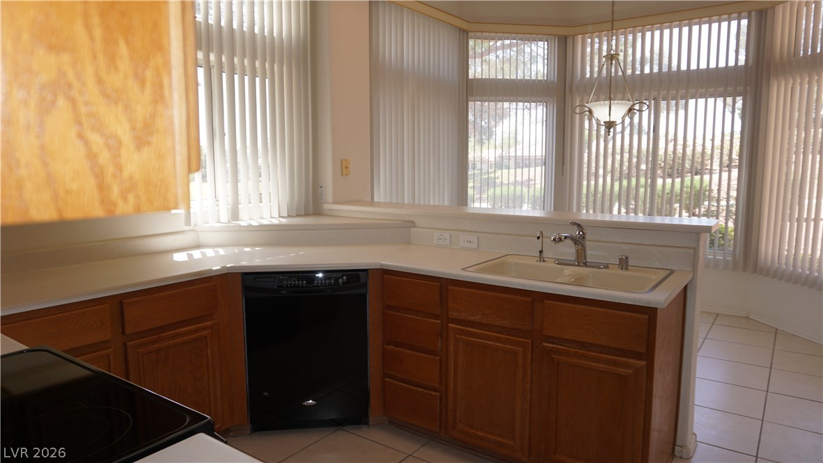 9341 Villa Ridge Drive Property Photo 15