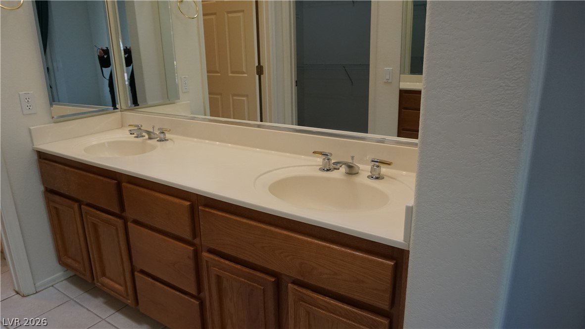 9341 Villa Ridge Drive Property Photo 26