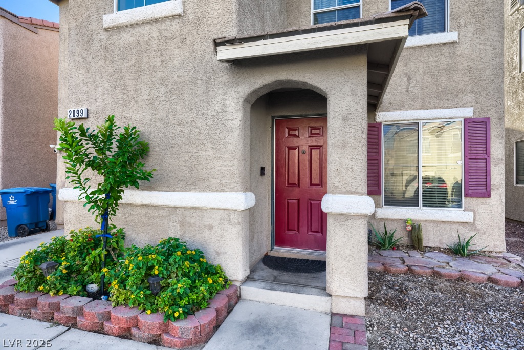 2099 Lost Maple Street Property Photo 4
