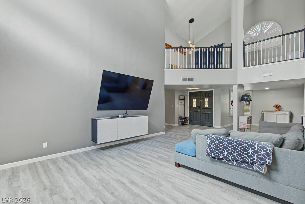 6846 Tree Haven Court Property Photo 8
