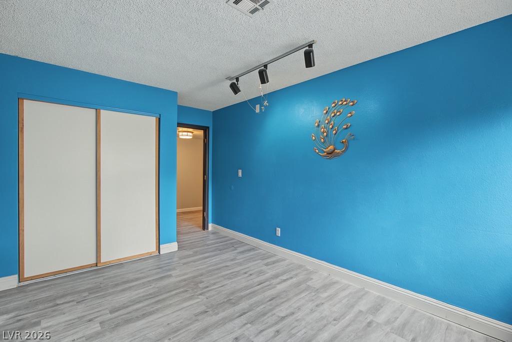 6846 Tree Haven Court Property Photo 24