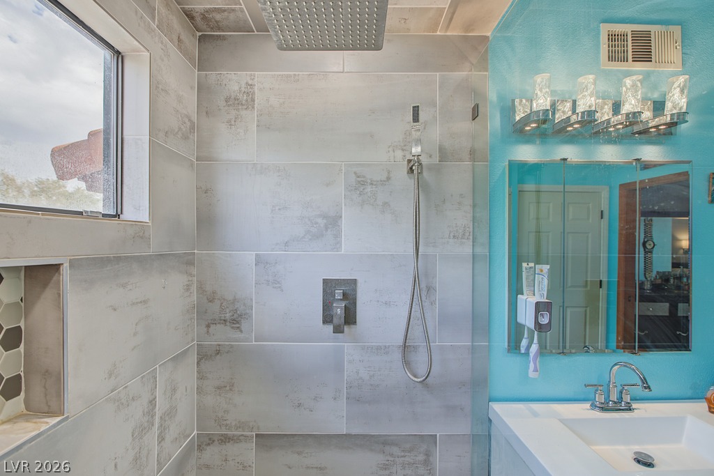 6846 Tree Haven Court Property Photo 42