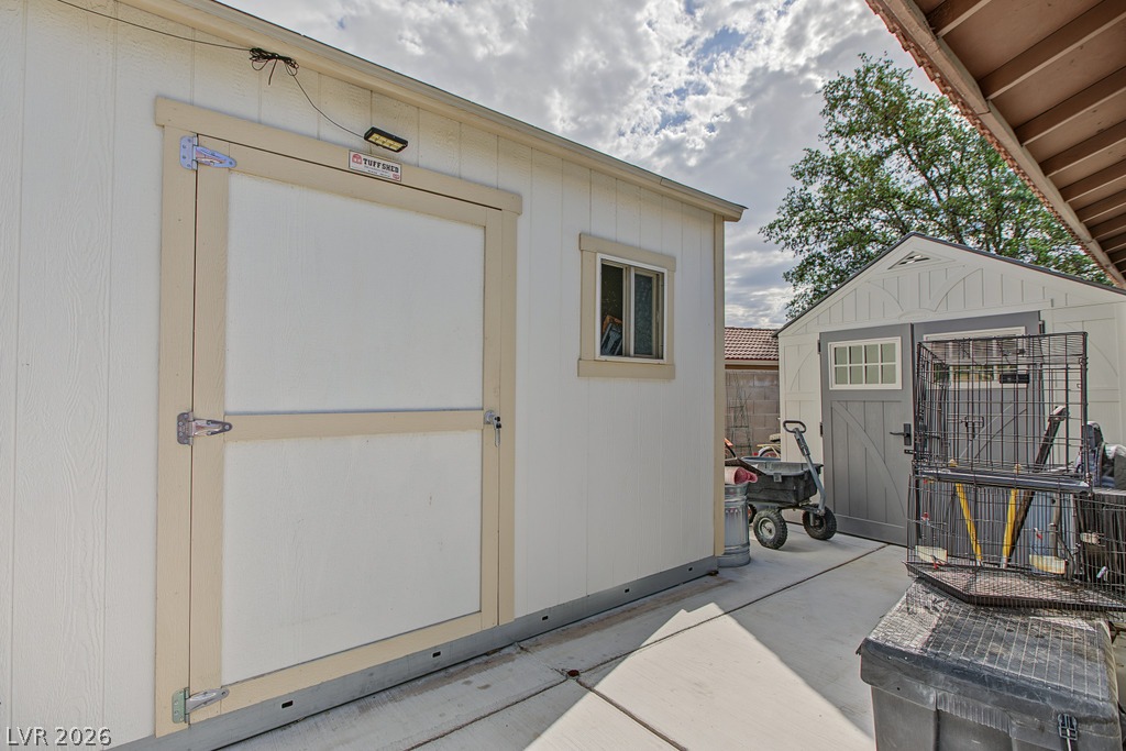 6846 Tree Haven Court Property Photo 49