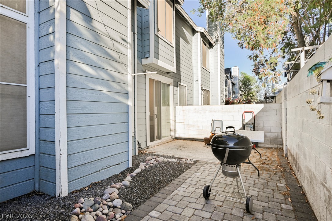4947 Strauss Drive Property Photo 47