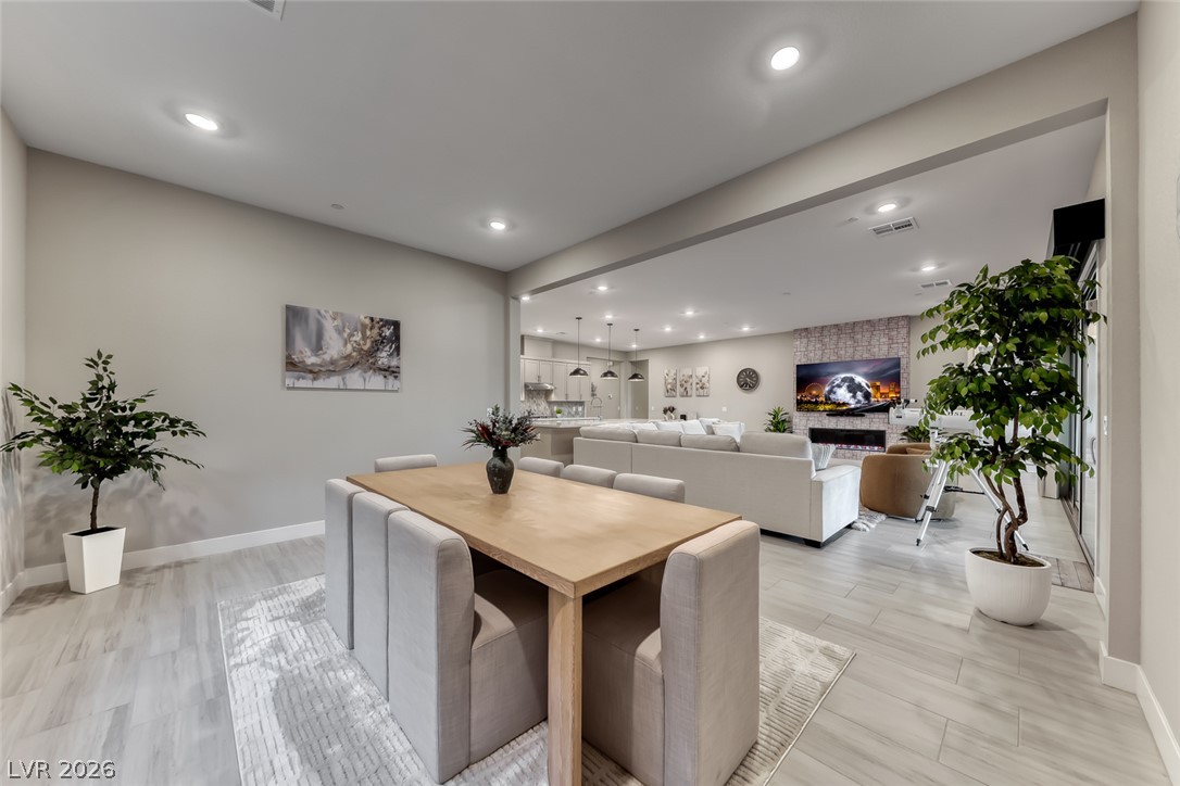 375 Portus Delphini Court Property Photo 12