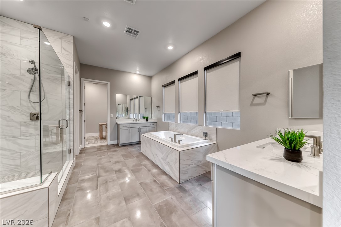 375 Portus Delphini Court Property Photo 23