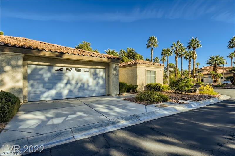 7272 Vista Bonita Drive Property Photo 2