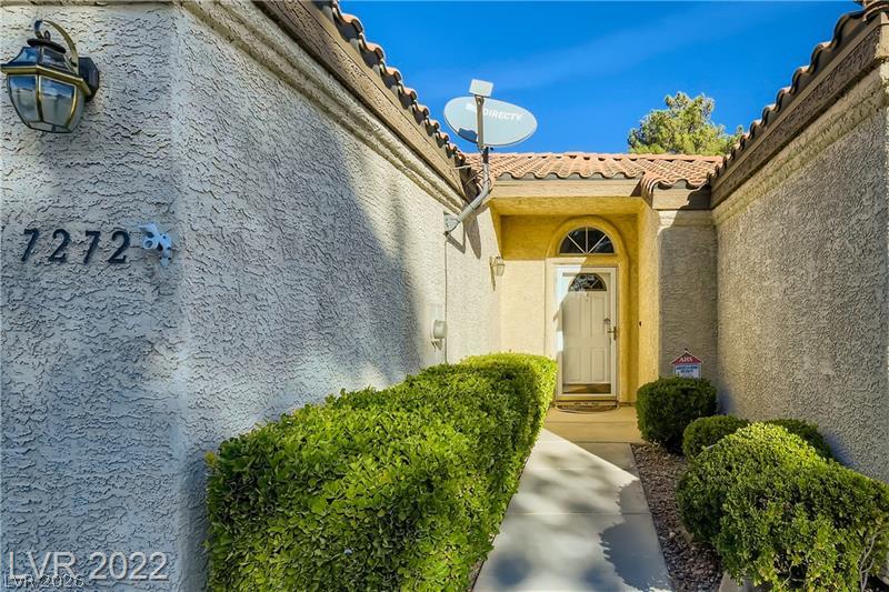 7272 Vista Bonita Drive Property Photo 3