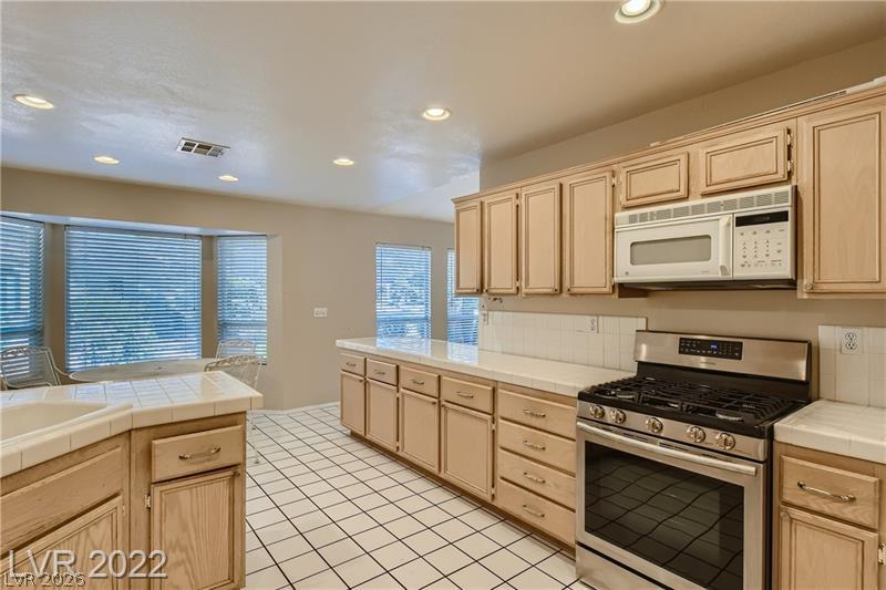 7272 Vista Bonita Drive Property Photo 11