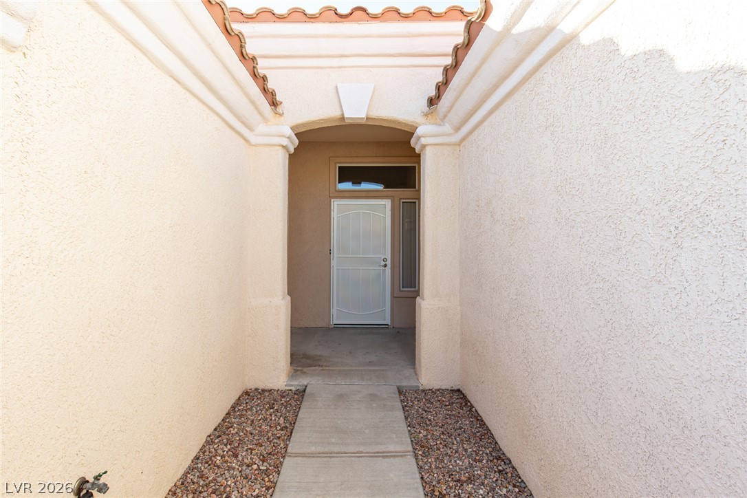 10725 Windledge Avenue Property Photo 4