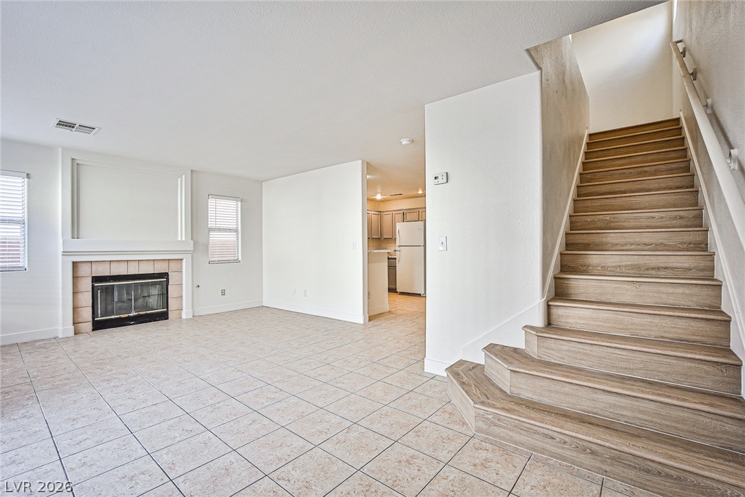 5586 Stomping Boots Avenue Property Photo 7