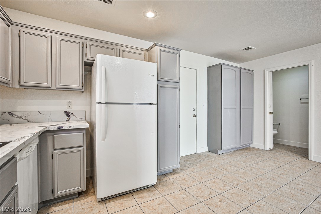 5586 Stomping Boots Avenue Property Photo 8