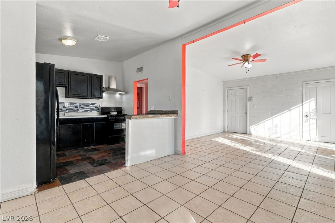 2521 Perliter Avenue Property Photo 7