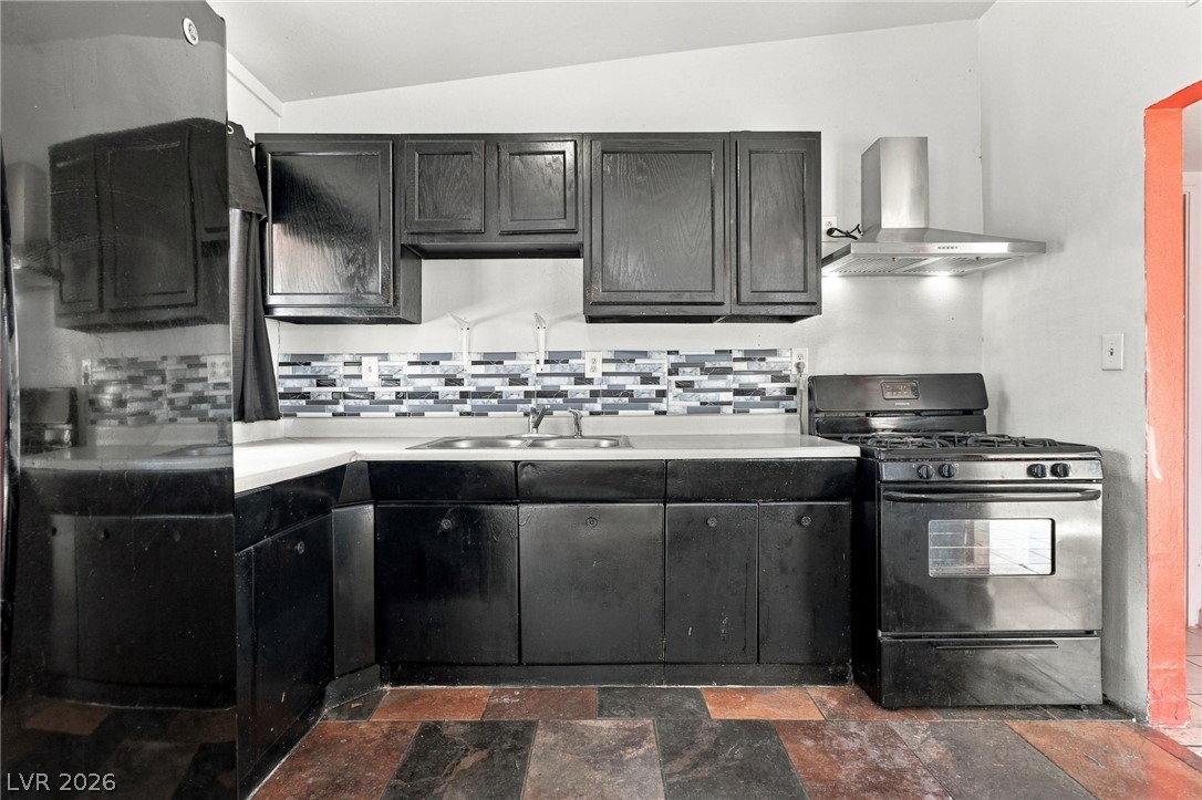 2521 Perliter Avenue Property Photo 10