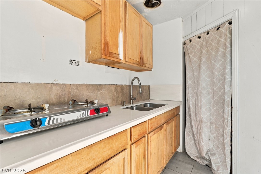 2521 Perliter Avenue Property Photo 23