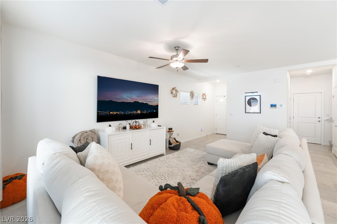 10958 Cheshire Woods Avenue Property Photo 11