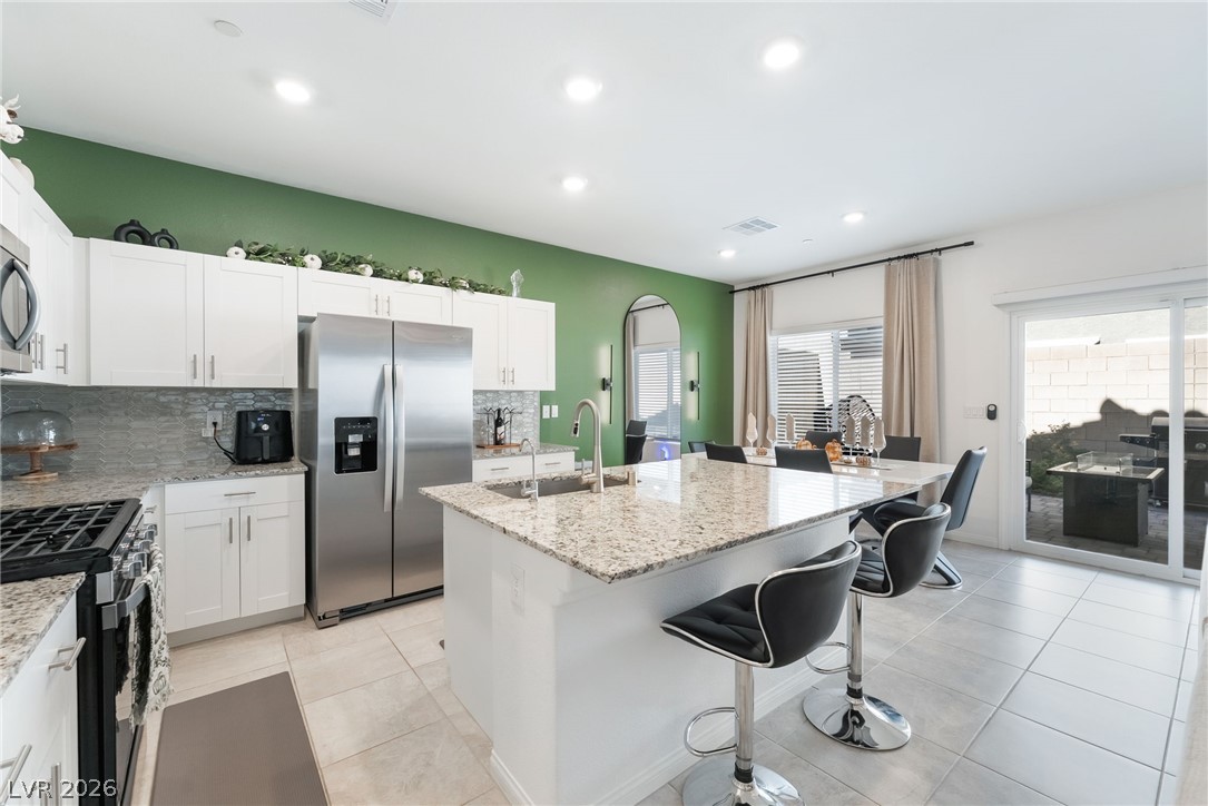 10958 Cheshire Woods Avenue Property Photo 14