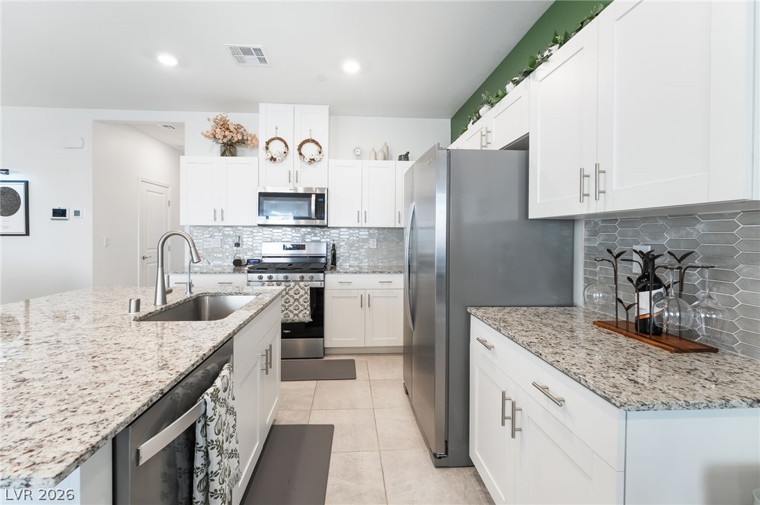 10958 Cheshire Woods Avenue Property Photo 18