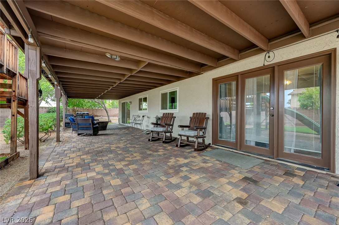 1518 Della Court Property Photo 42