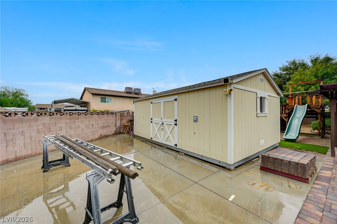 1518 Della Court Property Photo 45