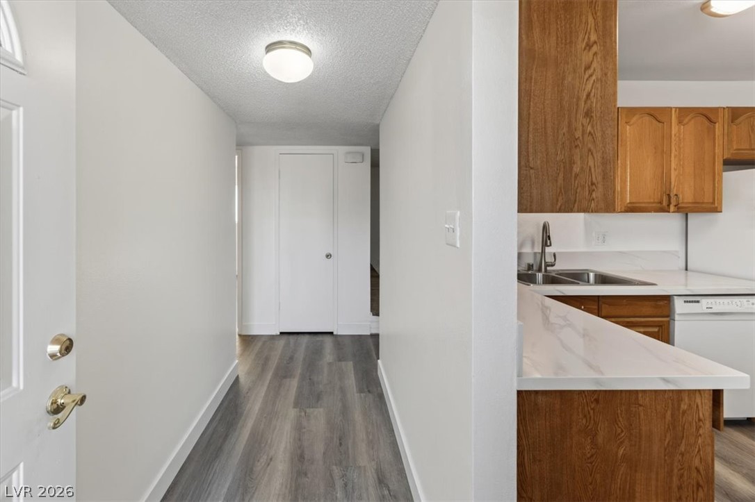 405 Santa Fe Street Property Photo 3