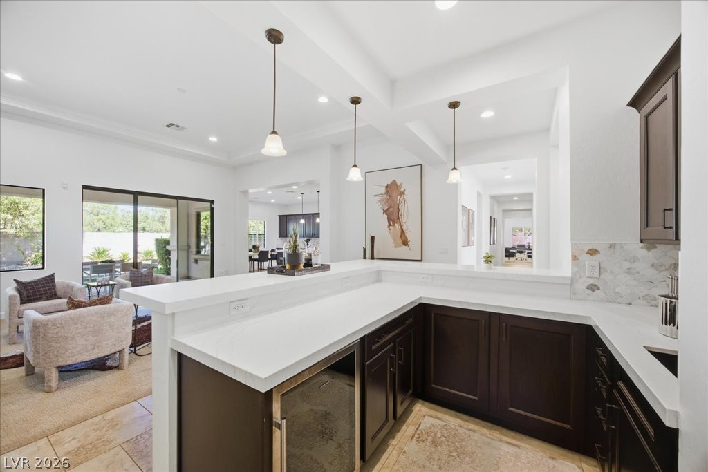 8030 Palm Cove Court Property Photo 8