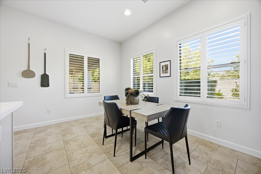 8030 Palm Cove Court Property Photo 11