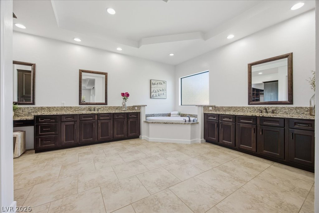 8030 Palm Cove Court Property Photo 28