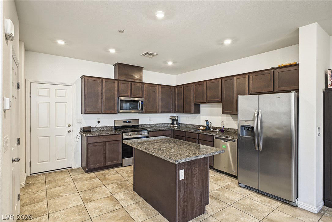 1180 Gypsum Hills Court Property Photo 5