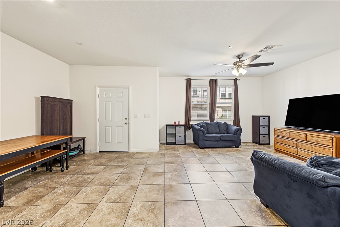 1180 Gypsum Hills Court Property Photo 9