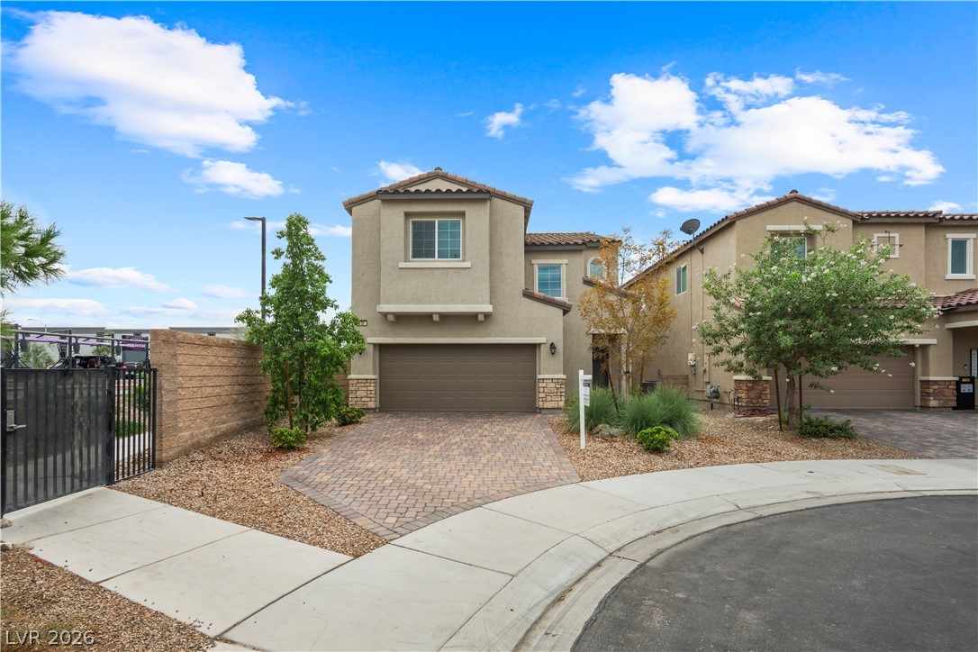 135 Moon Ranch Avenue Property Photo 1