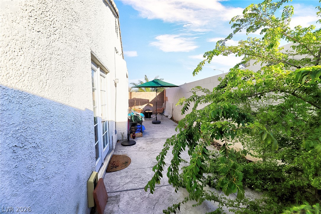 8257 Cactus Root Court Property Photo 15