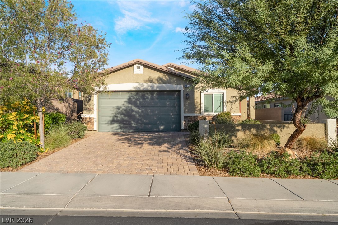1298 El Solindo Lane Property Photo 1