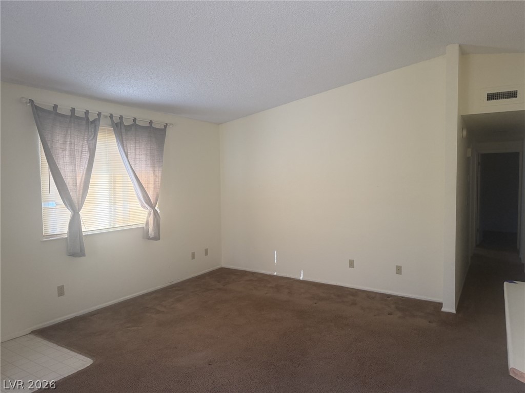 1031 75th East Street Property Photo 2