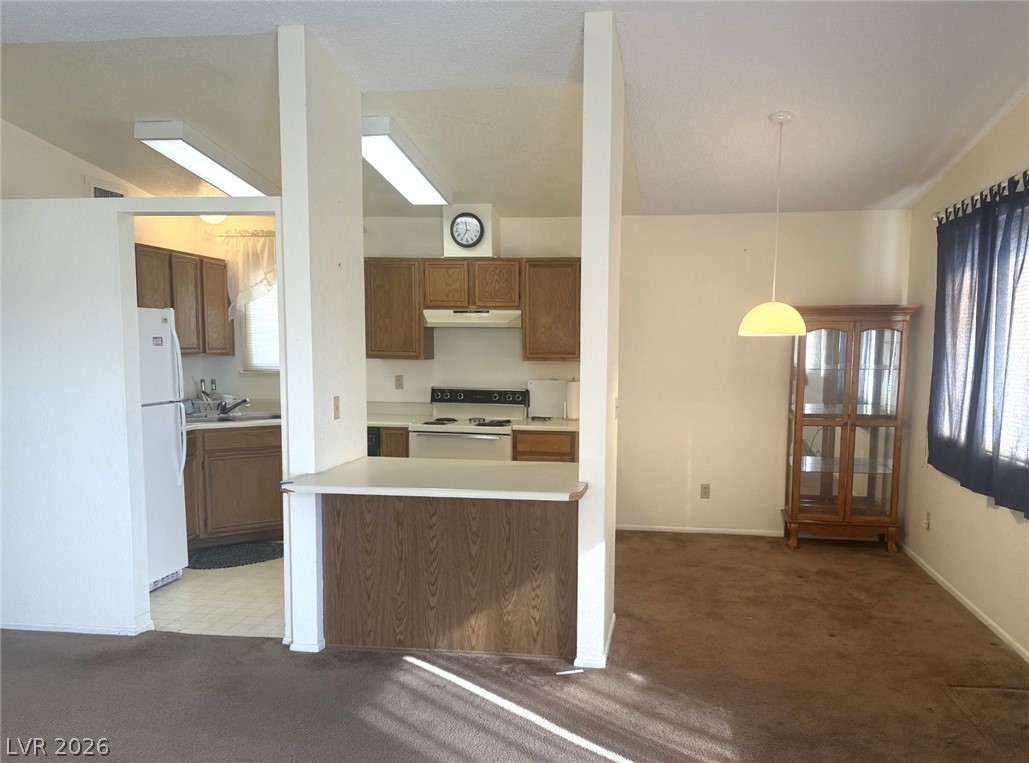 1031 75th East Street Property Photo 3
