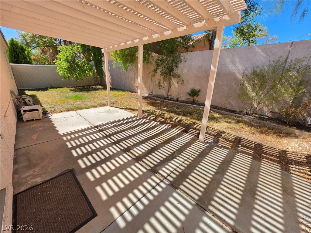 9609 Crystal Ridge Road Property Photo 2