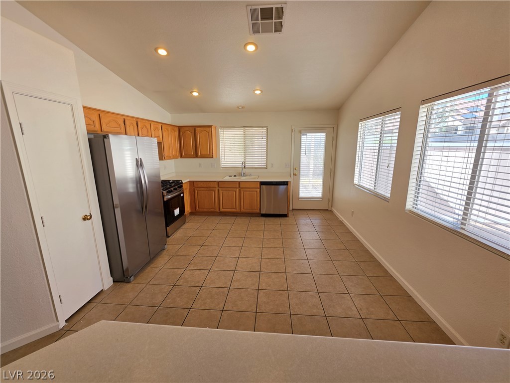 9609 Crystal Ridge Road Property Photo 5
