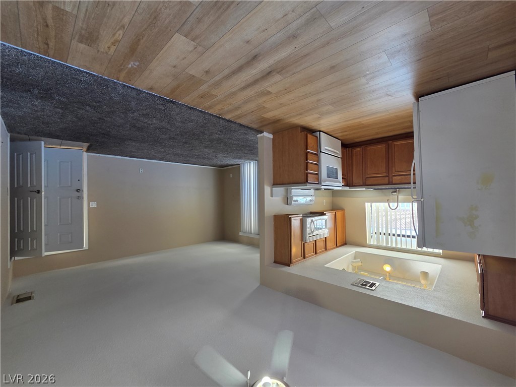 7300 Pirates Cove Road 2060 Property Photo 18