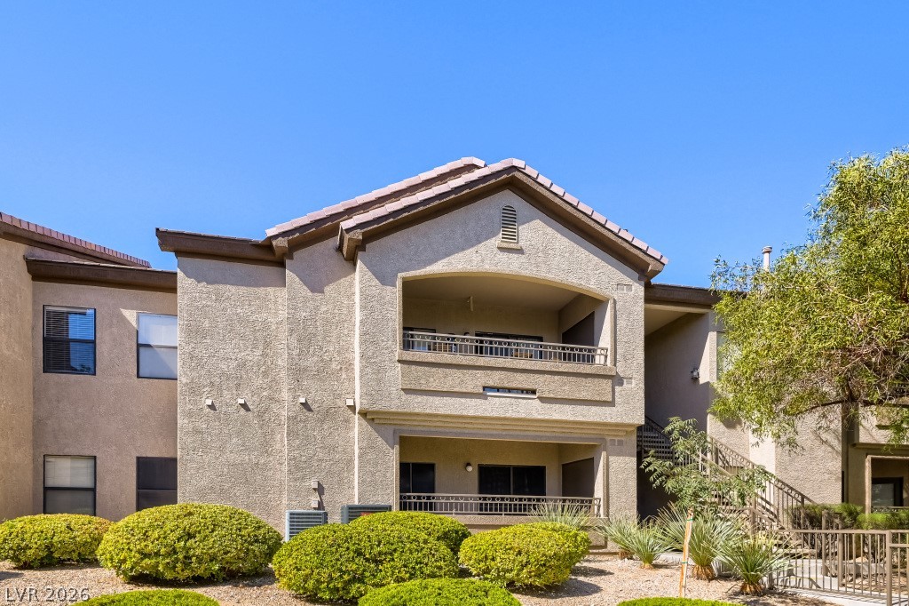 8250 North Grand Canyon Drive 1027 Property Photo 1