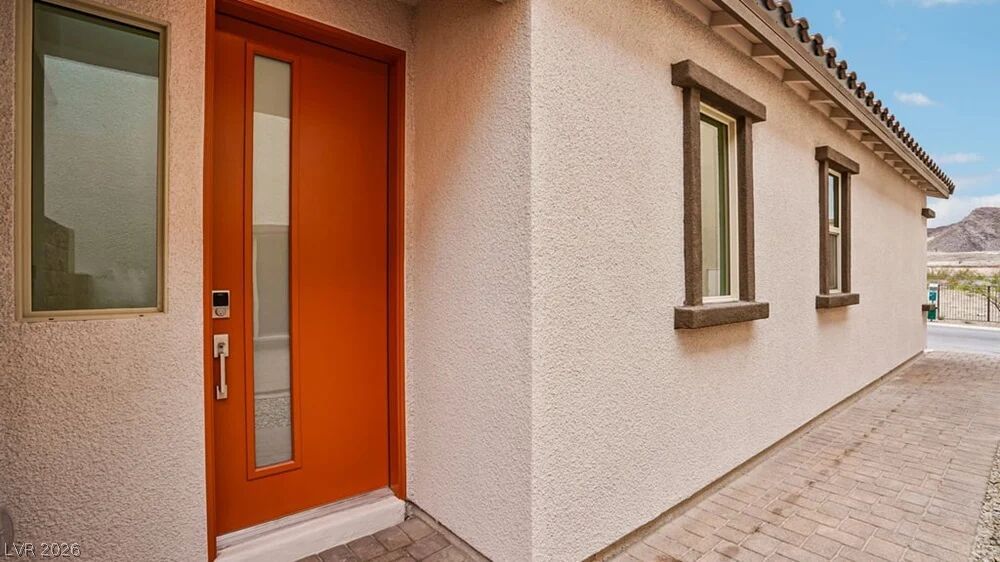 42 Via Montoro Property Photo 8